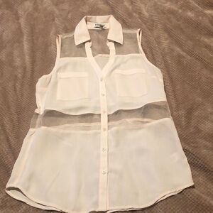 Express see through sleeveless blouse this blouse is 🔥.